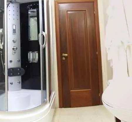 Nov Hotel 4*